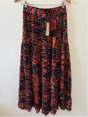 NWT Velez For Leather Lovers Boho Abstract Print Tiered Maxi Skirt Size 8